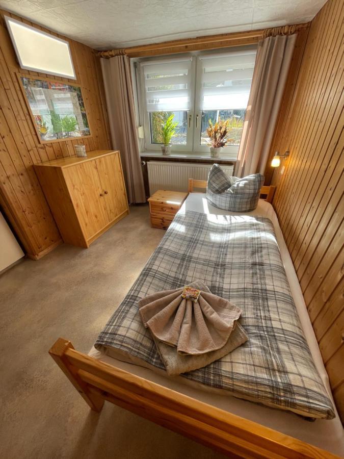 Christels Ferienwohnung 1 In Thale Mit Sonnenterrasse Und Grill Luaran gambar
